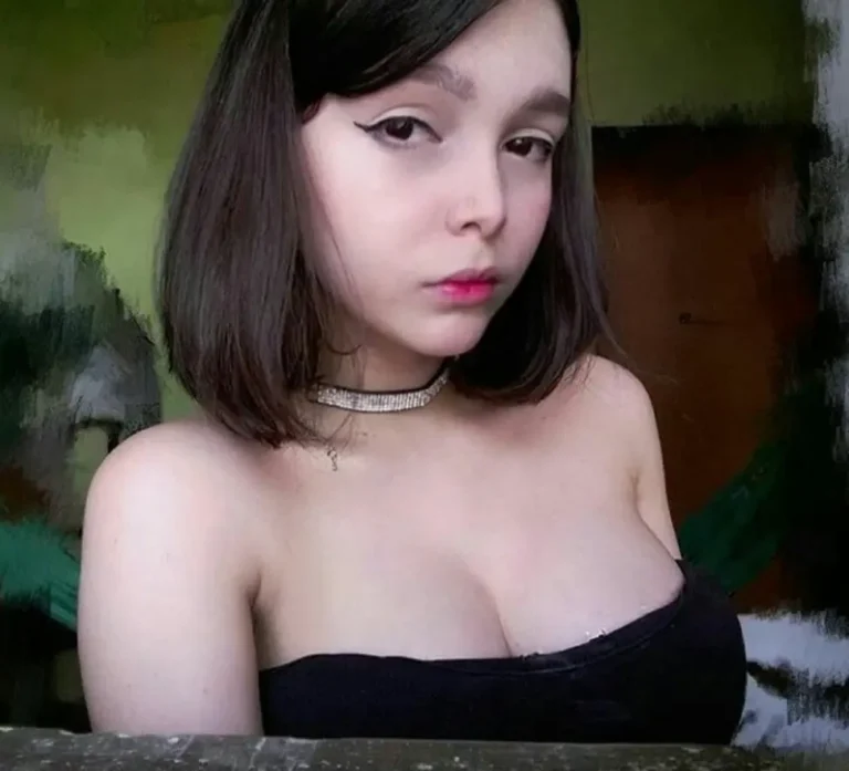 Colegiala tetona infiel termina filtrada por su ex novio